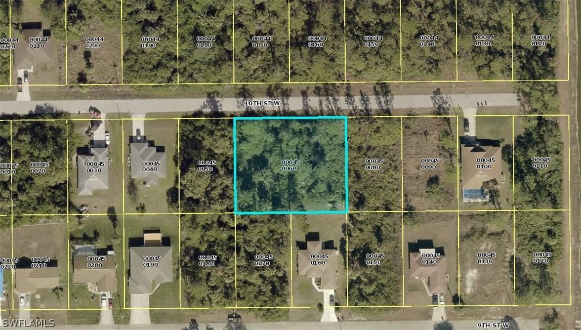 2811 10th St., Lehigh Acres, FL 33971