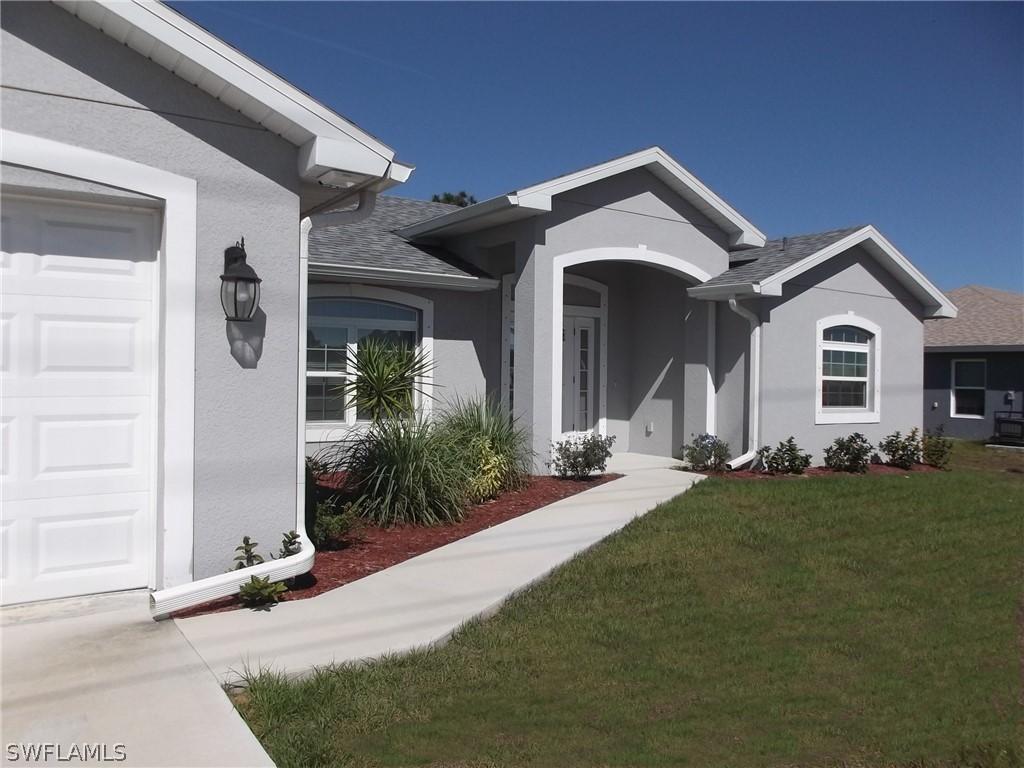 1910 Sunshine Blvd., Lehigh Acres, FL 33976