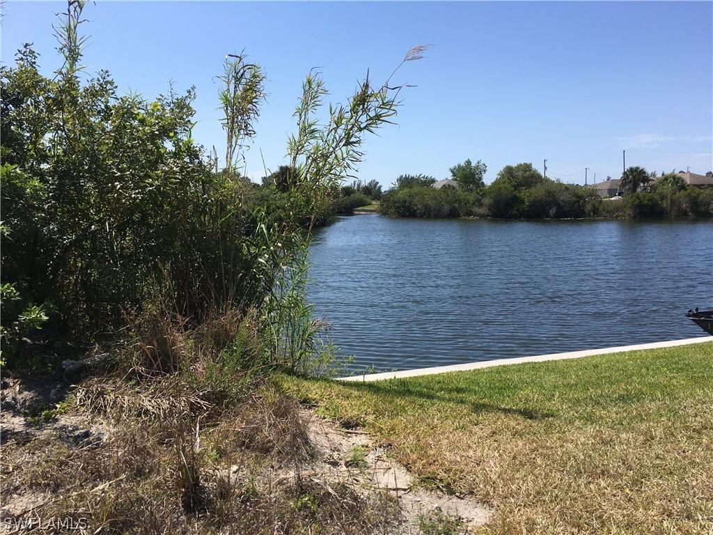 1242 NE 40th St., Cape Coral, FL 33909