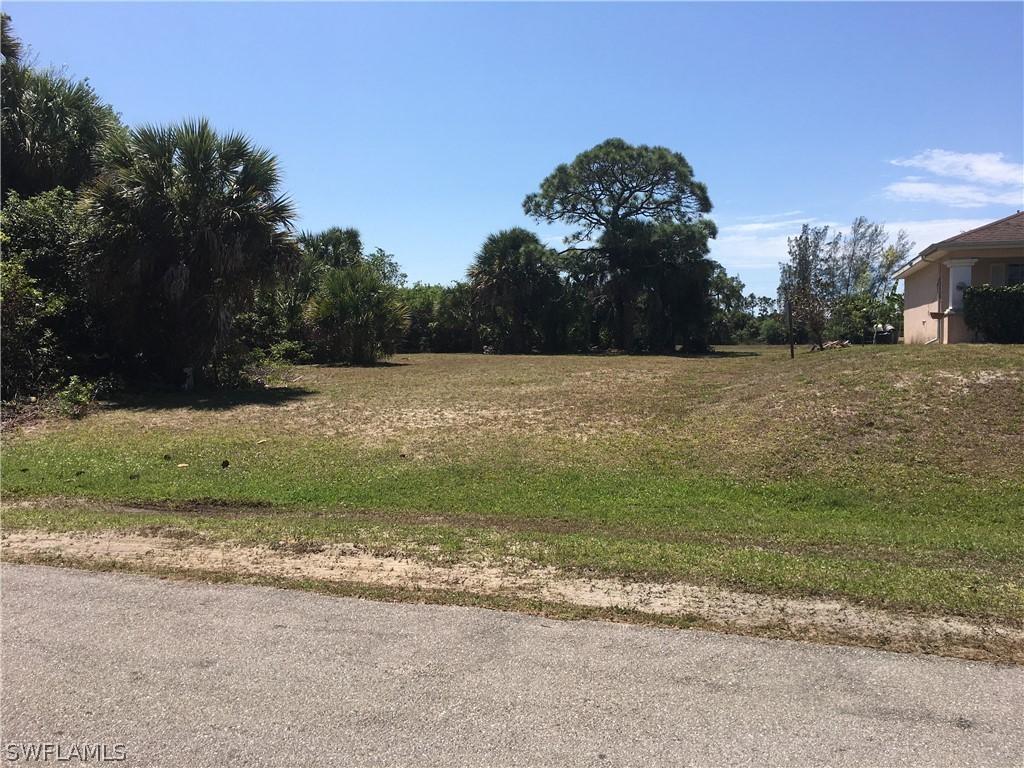 1418 NE 33rd Ter., Cape Coral, FL 33909