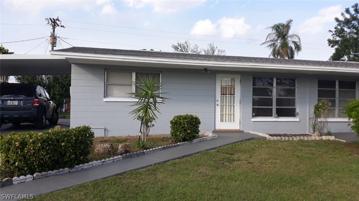 1111 Vineyard St., Lehigh Acres, FL 33936