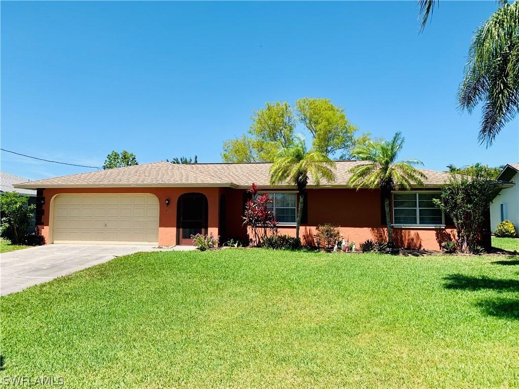 2211 SE 10th St., Cape Coral, FL 33990