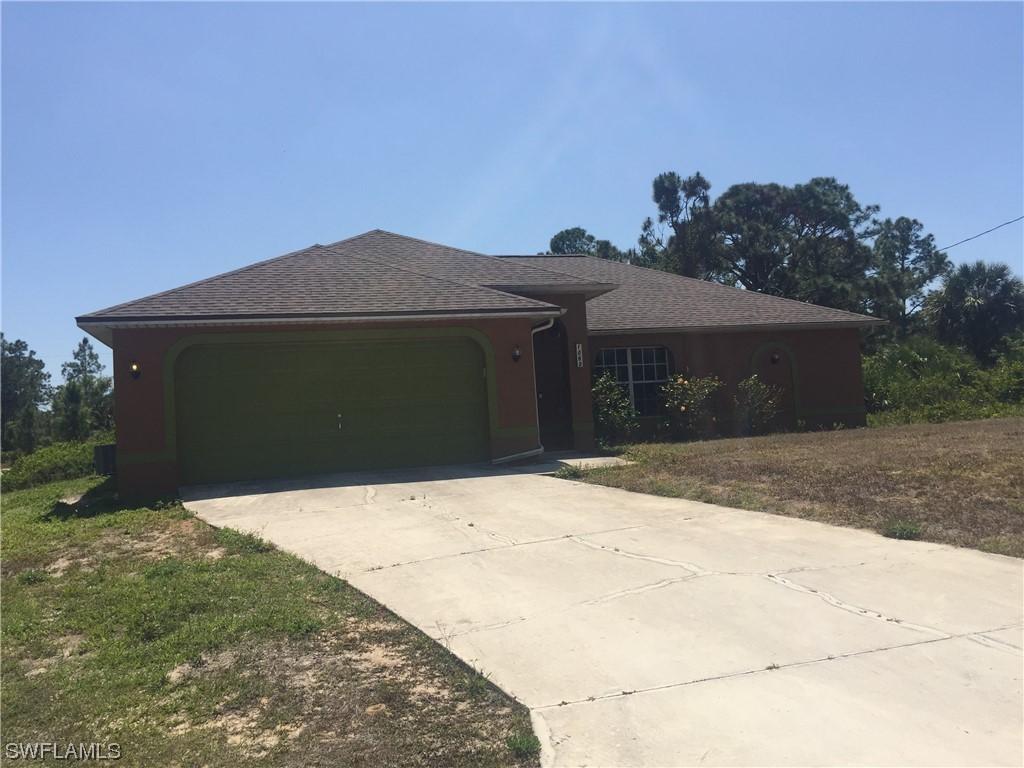 1060 Barnett St., Lehigh Acres, FL 33974