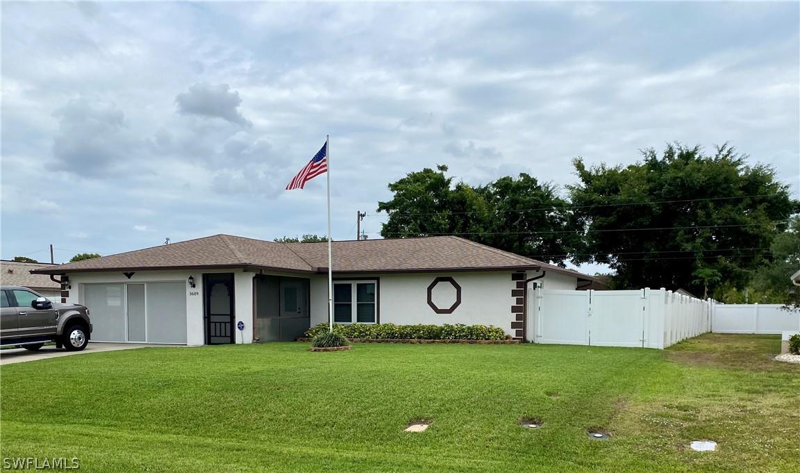 3609 SW 7th Pl., Cape Coral, FL 33914