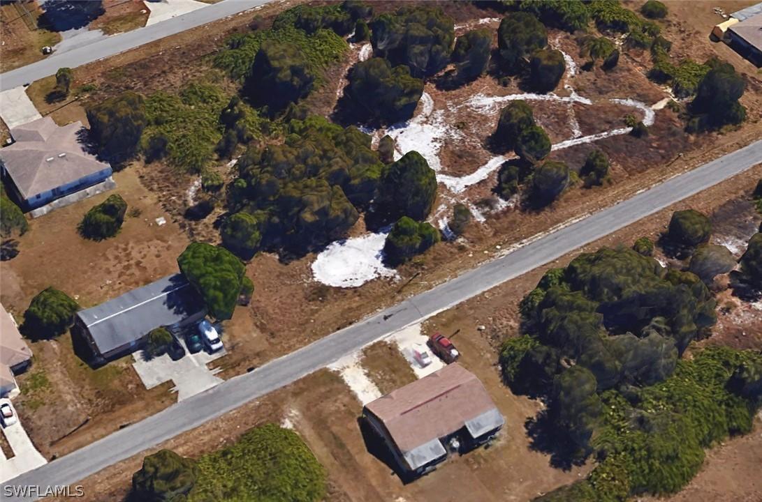 309 Gilbert Ave., Lehigh Acres, FL 33973