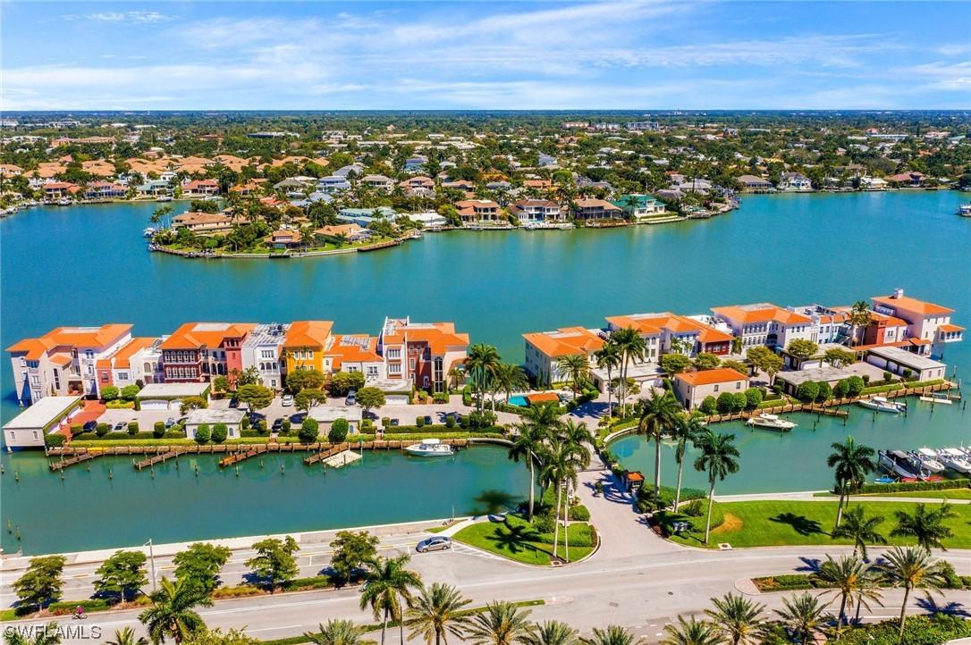 4000 Gulf Shore Blvd. #3000, Naples, FL 34103