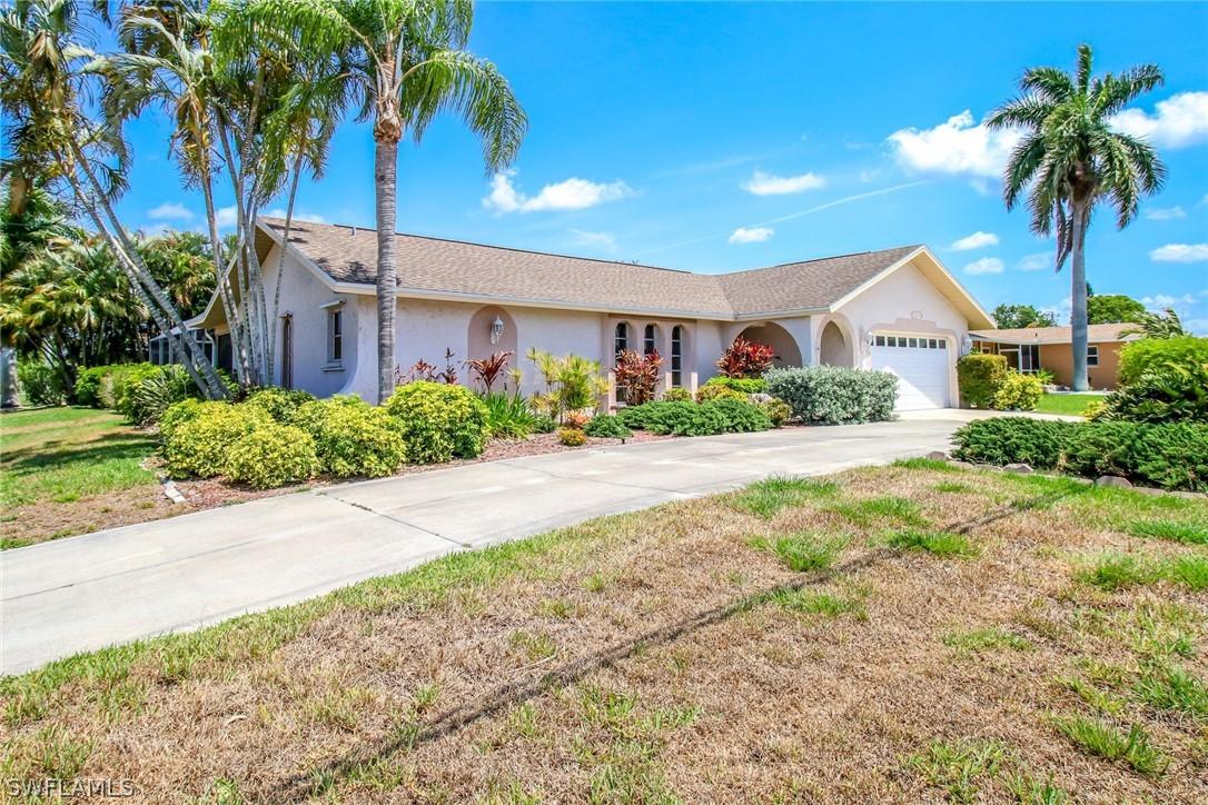 4056 Country Club Blvd., Cape Coral, FL 33904