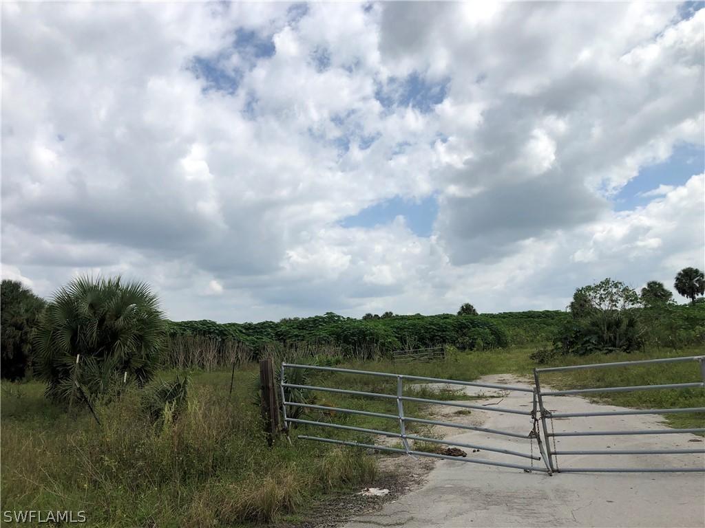 9711 Buckingham Rd., Fort Myers, FL 33905