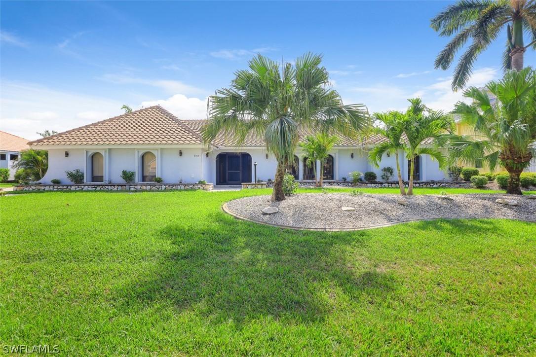 4923 SW 26th Pl., Cape Coral, FL 33914