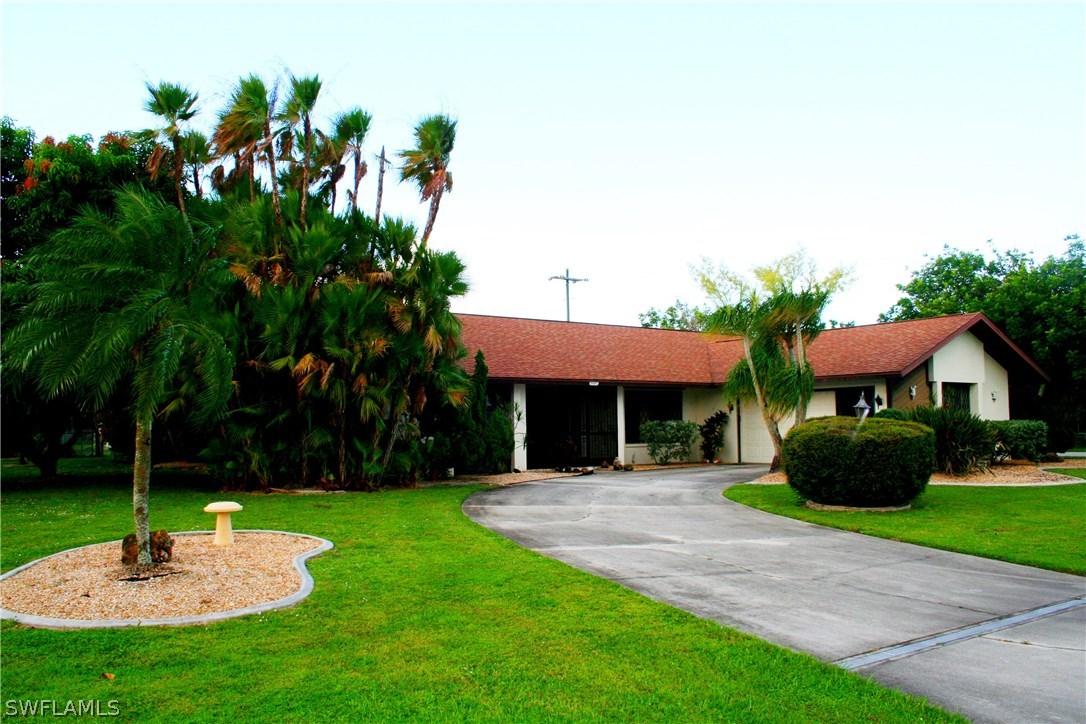 3897 SE 7th Pl., Cape Coral, FL 33904