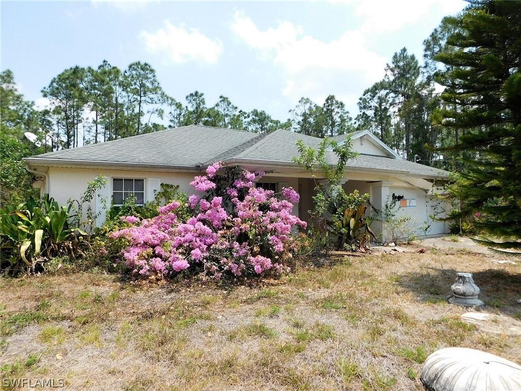 741 Boulogne Ct., Lehigh Acres, FL 33974