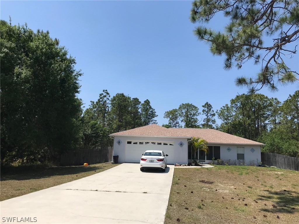921 Wellington Ave., Lehigh Acres, FL 33972