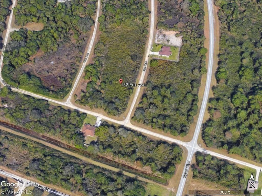 132 Fox Ave., Lehigh Acres, FL 33974