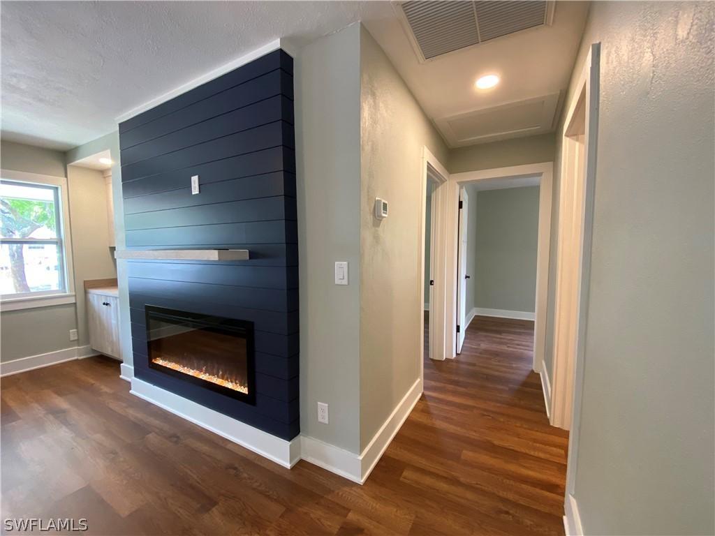 1824 Hanson St., Fort Myers, FL 33901