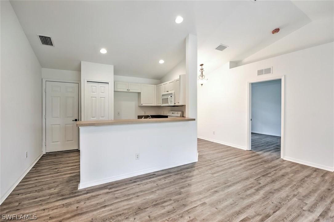 718 Ontario Ave., Lehigh Acres, FL 33974