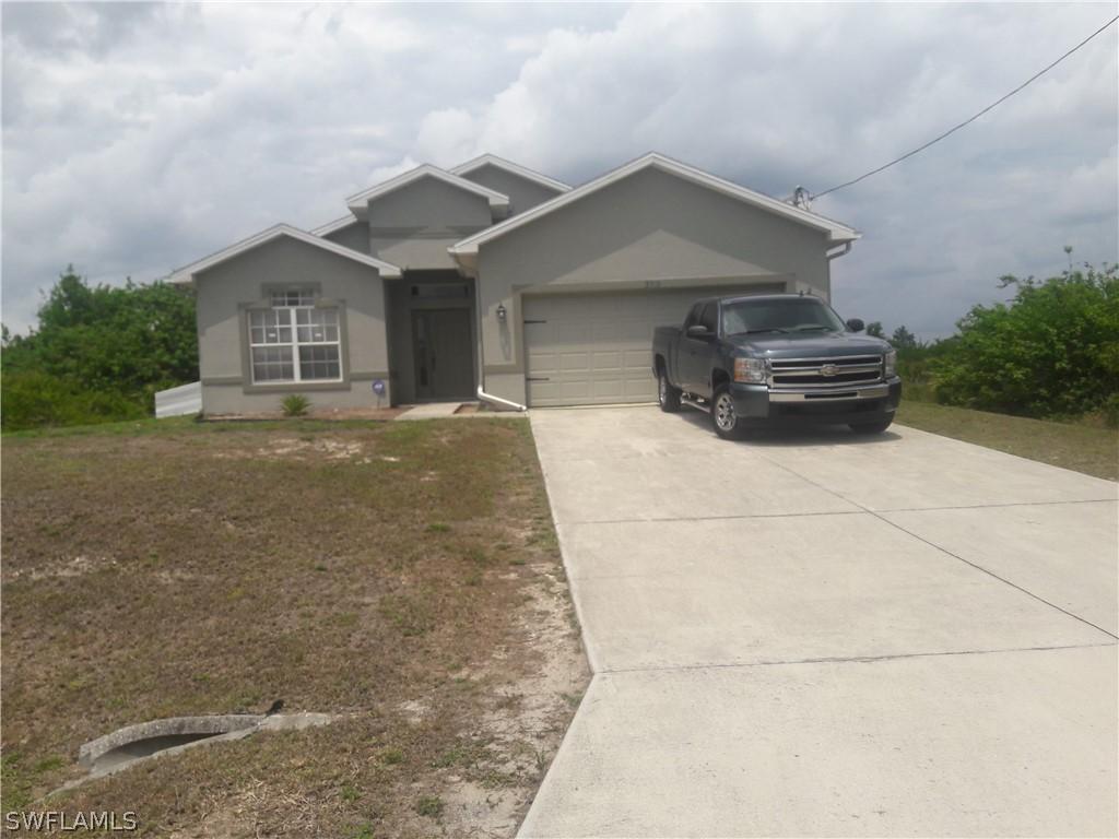 2702 5th St., Lehigh Acres, FL 33976
