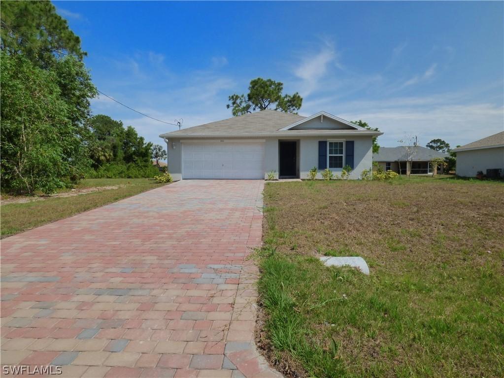 1011 NE 33rd Ln., Cape Coral, FL 33909