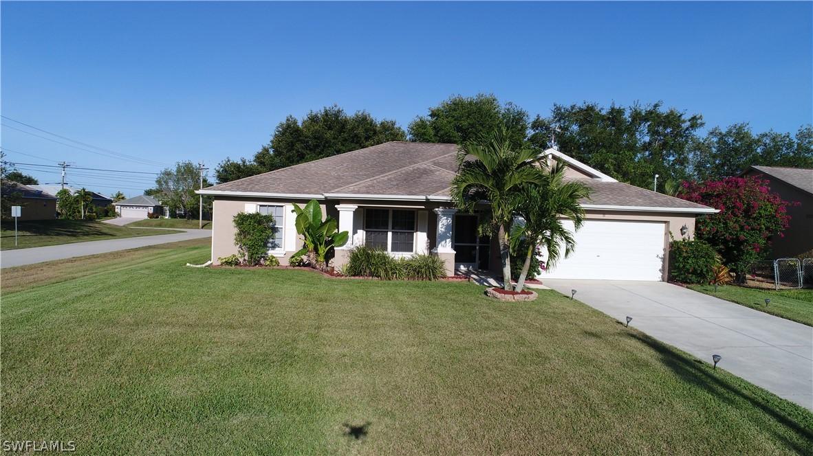 111 NE 11th Pl., Cape Coral, FL 33909