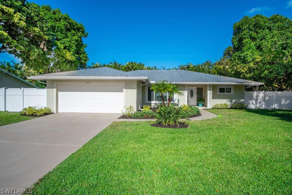 967 N Town And River Dr., Fort Myers, FL 33919