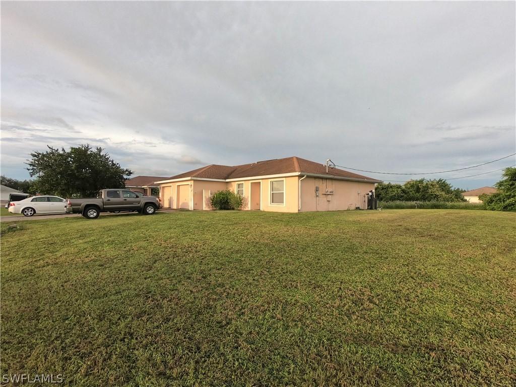 1100 Cassin Ave., Lehigh Acres, FL 33971
