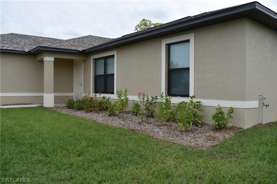 1129 NE 44th Ln., Cape Coral, FL 33909