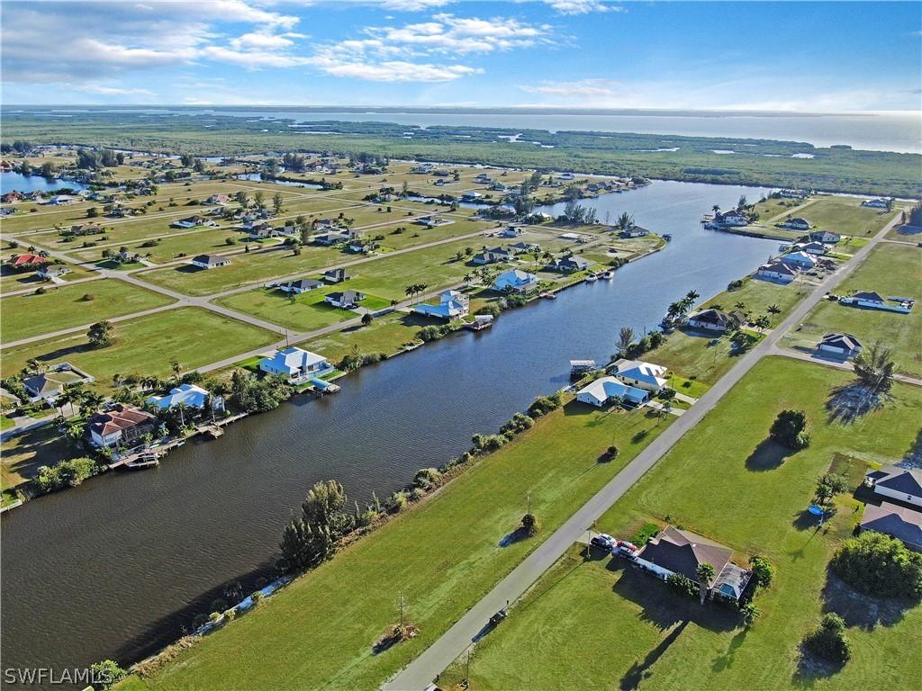 4302 NW 33rd Ln., Cape Coral, FL 33993