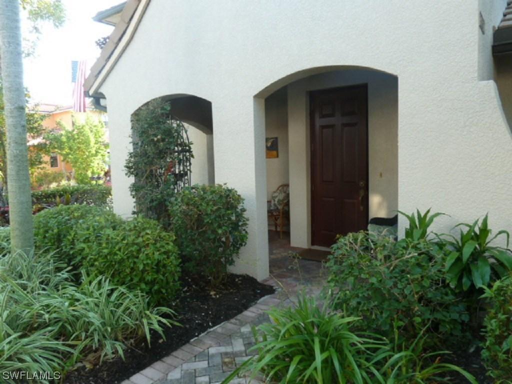 1367 Artesia Dr. #301, Naples, FL 34113