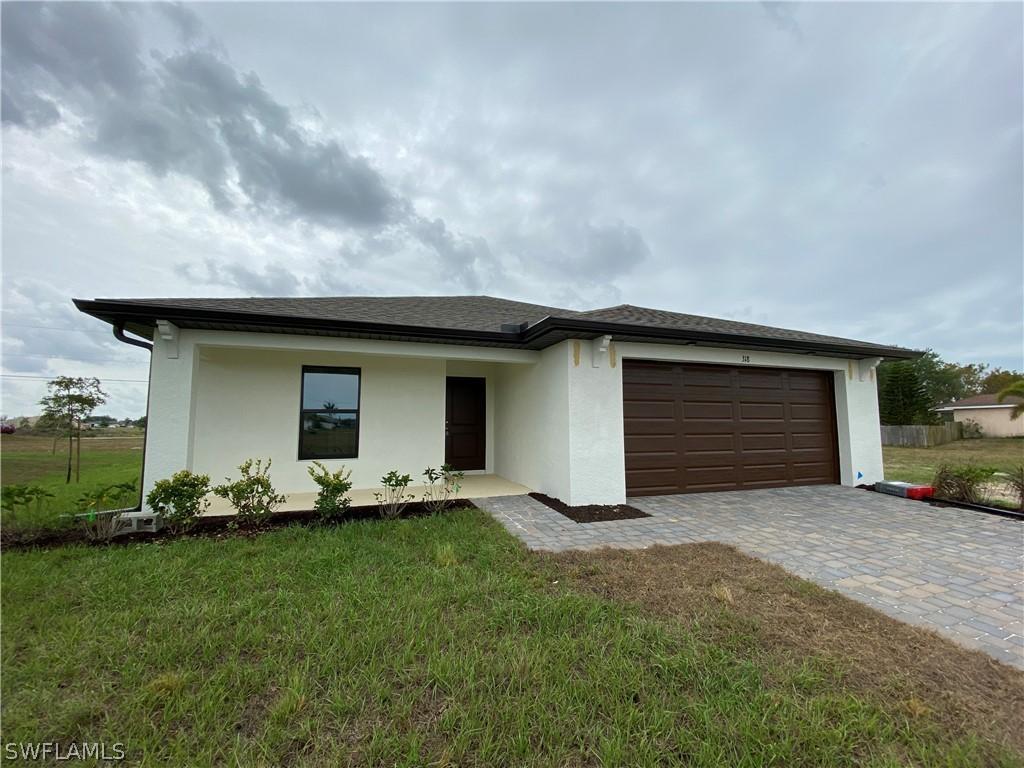 318 NE 13th Ter., Cape Coral, FL 33909