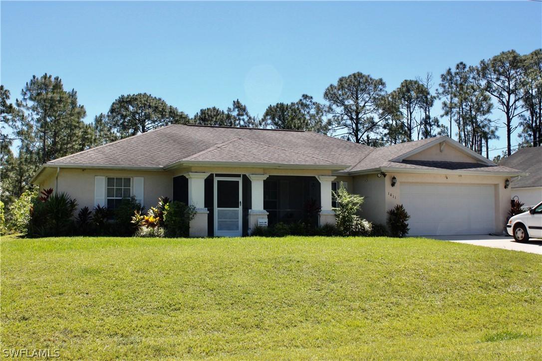 1011 Angus Ave., Lehigh Acres, FL 33974