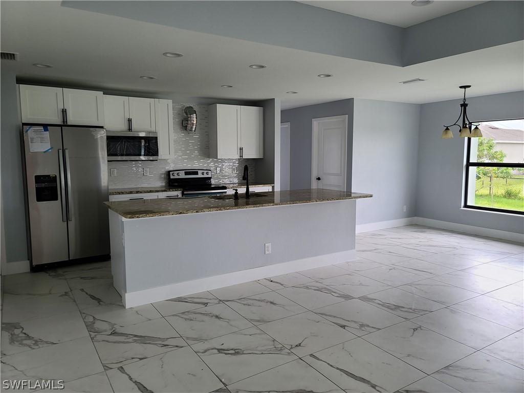 208 NW 14th St., Cape Coral, FL 33993