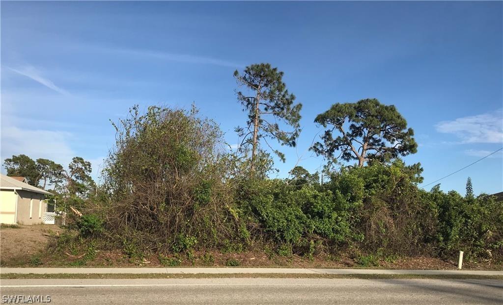 17429 Lee Rd., Fort Myers, FL 33967