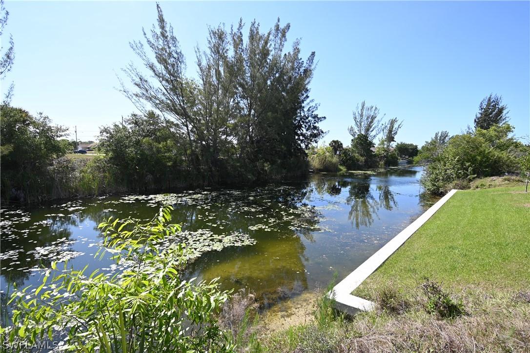 2417 SW 11th Ave., Cape Coral, FL 33914