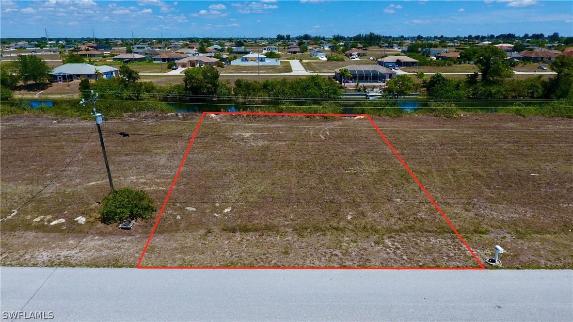 2223 NW 9th Pl., Cape Coral, FL 33993