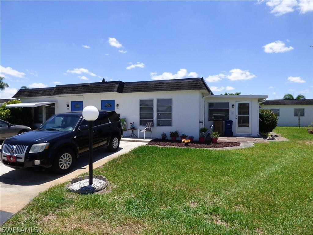 22 Tangerine Ct., Lehigh Acres, FL 33936