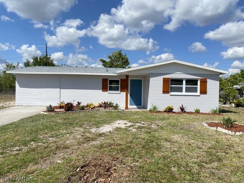 805 Perry Ave., Lehigh Acres, FL 33936