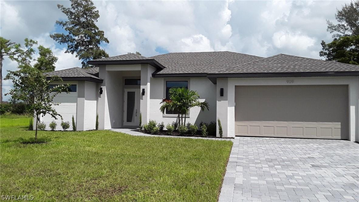 2720 Beach Pkwy., Cape Coral, FL 33914