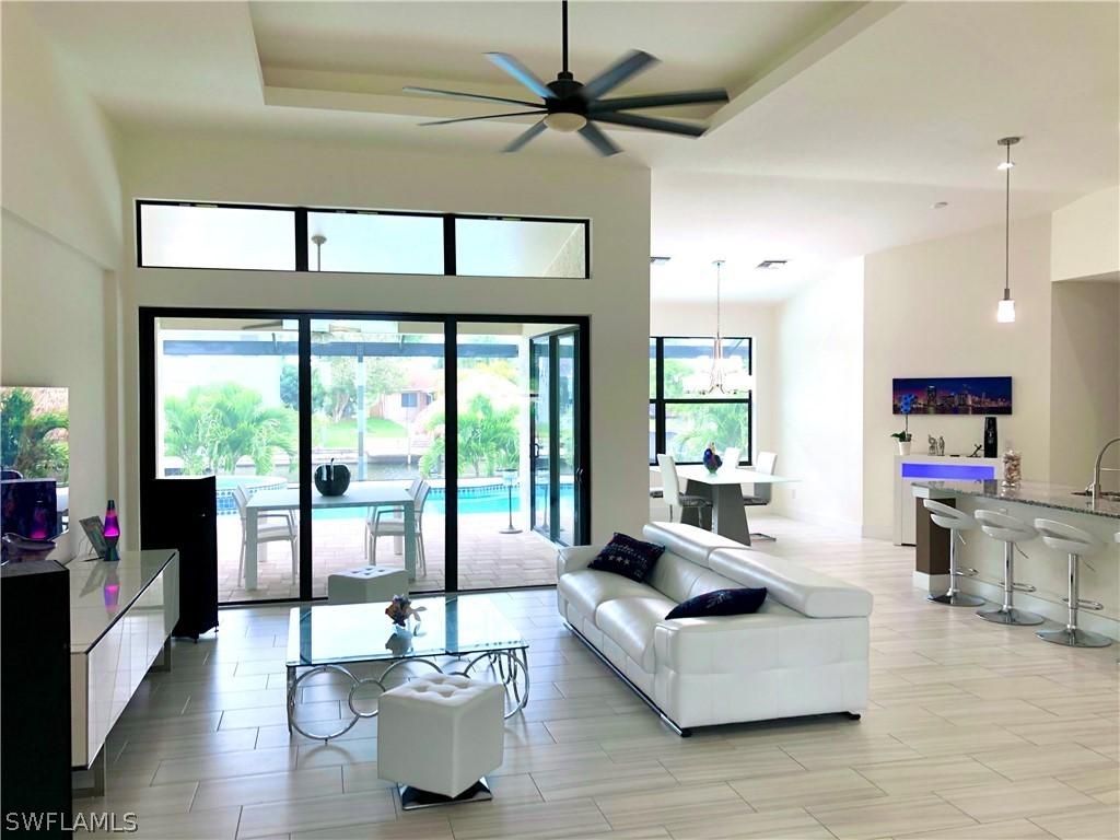 2915 SW 40th St., Cape Coral, FL 33914