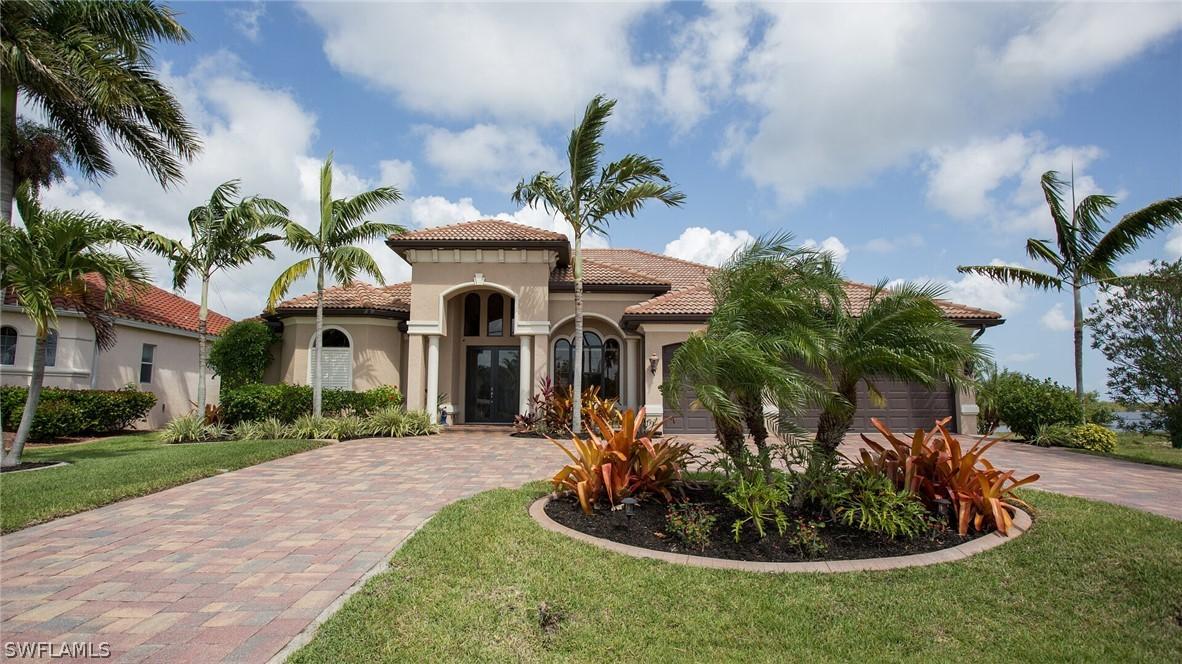 2952 Surfside Blvd., Cape Coral, FL 33914
