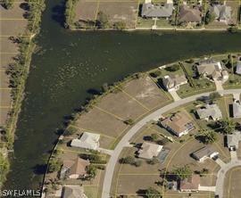521 SE 13th St., Cape Coral, FL 33990