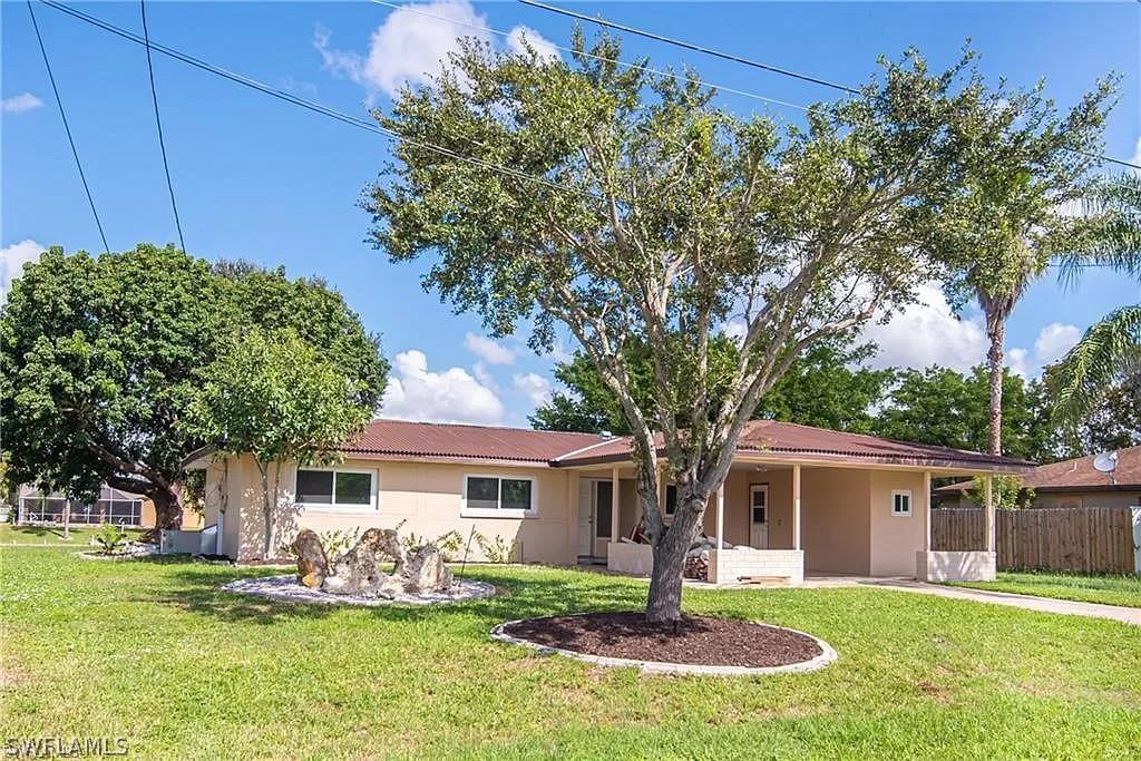 1519 SE 17th St., Cape Coral, FL 33990