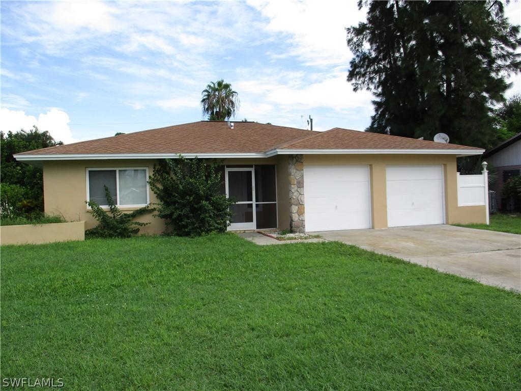 1207 SE 25th Ln., Cape Coral, FL 33904