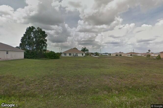 322 NW 16th Pl., Cape Coral, FL 33993