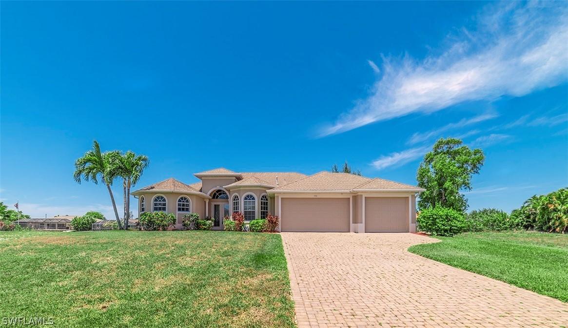 3712 SW 11th Pl., Cape Coral, FL 33914