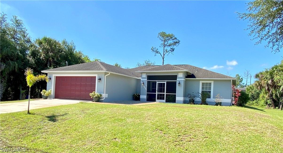1220 Hillburn St., Lehigh Acres, FL 33974
