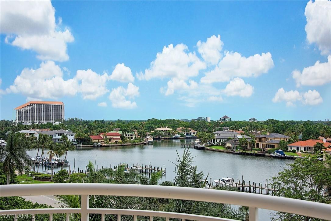 4501 Gulf Shore Blvd. #605, Naples, FL 34103