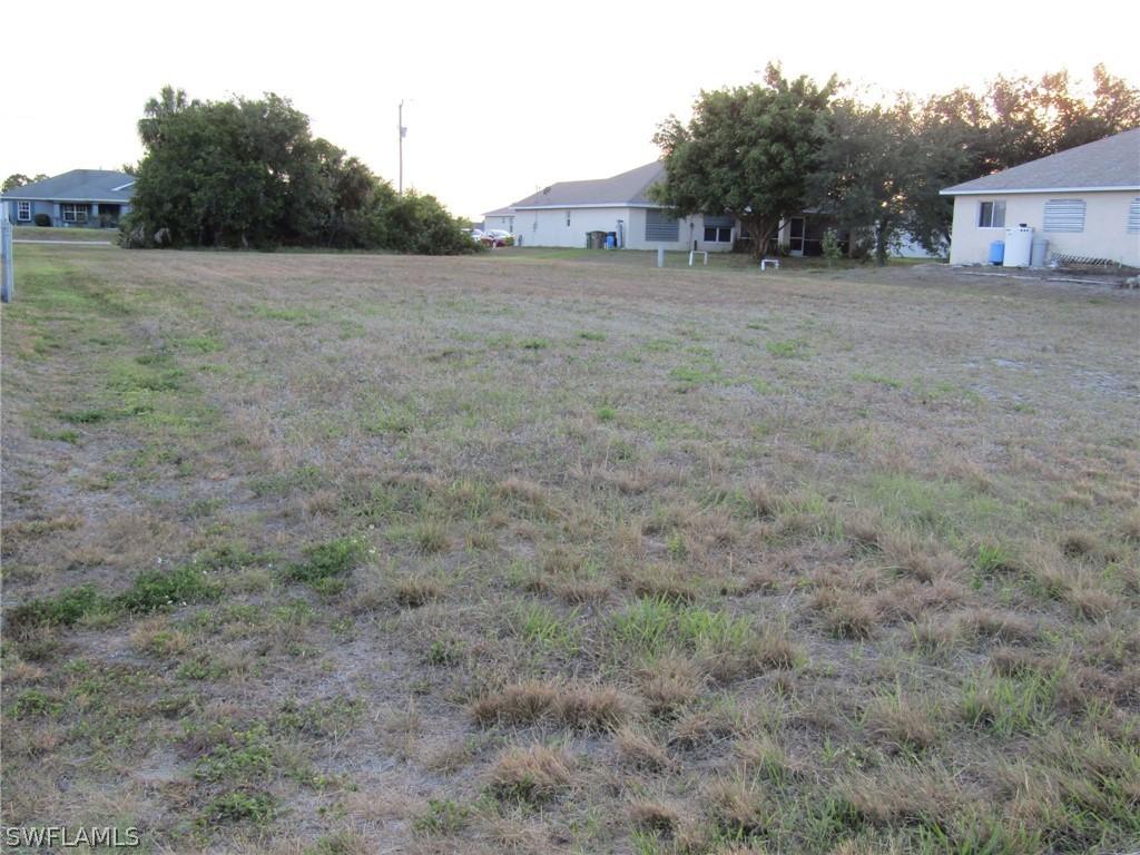 4212 NE 22nd Pl., Cape Coral, FL 33909