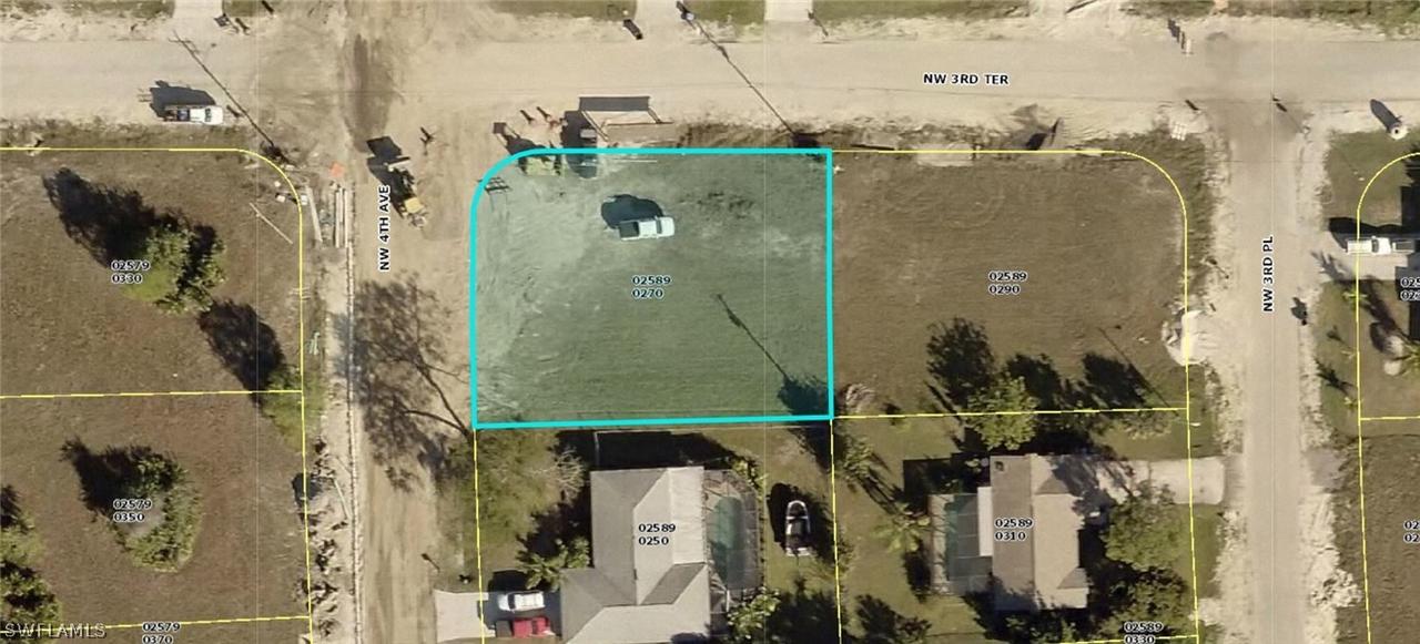 307 NW 4th Ave., Cape Coral, FL 33993