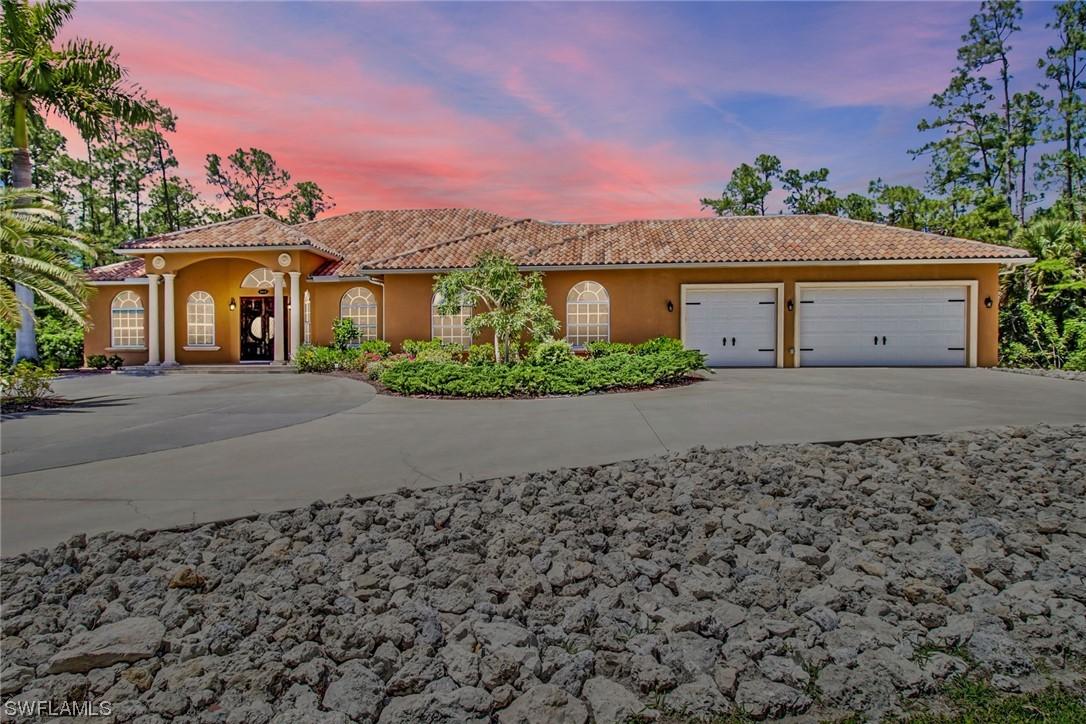 4411 Pine Ridge Rd., Naples, FL 34119