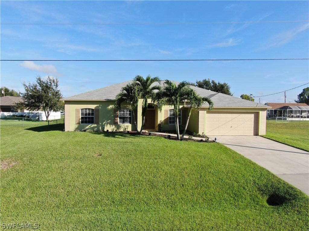 1621 SW 19th Ln., Cape Coral, FL 33991
