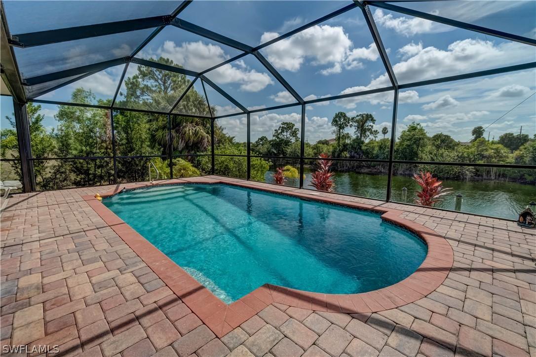 2803 NE 5th Pl., Cape Coral, FL 33909